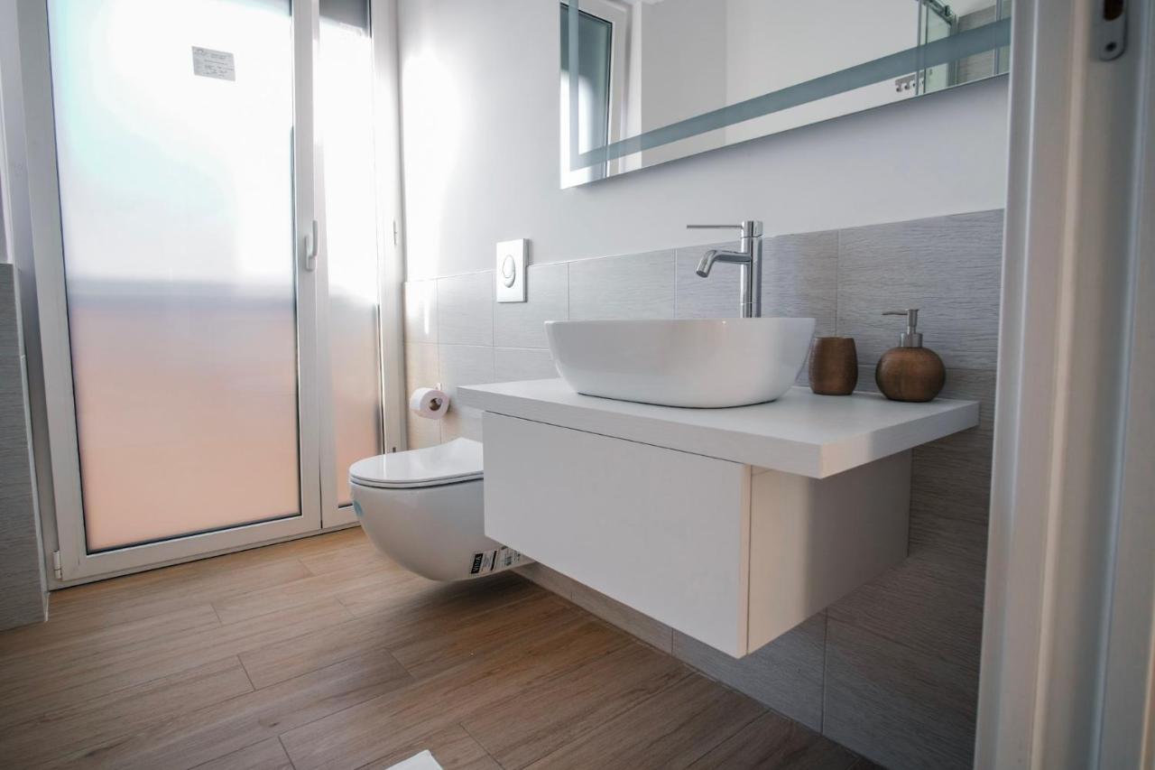 Rossani Suites&Aparts Bari Luaran gambar